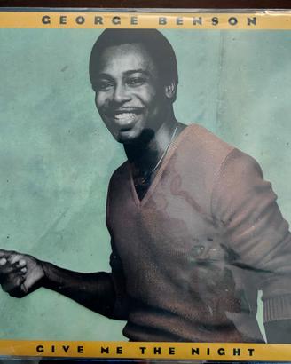 LP G. Benson AUTOGRAFATO 