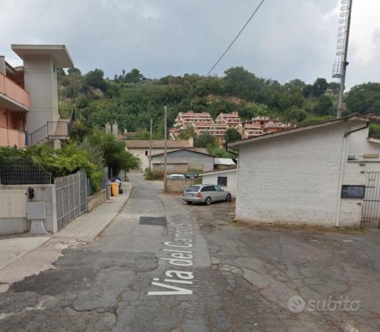 Riano trilocale con balcone e posto auto