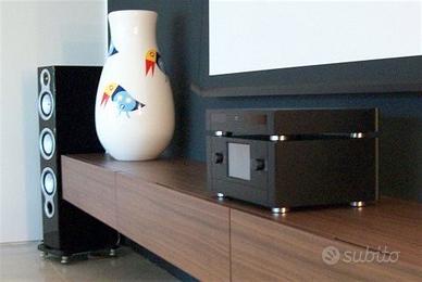 HTPC Audio Video Media server con display TFT 