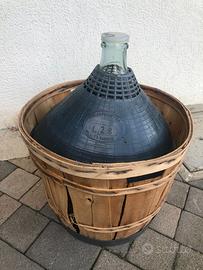 Damigiane 28l. e bottiglie 0,75 l.