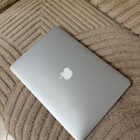 Apple Macbook Air