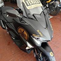 Yamaha t-max 530