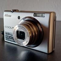 Nikon Coolpix S570 12MP CCD Argento