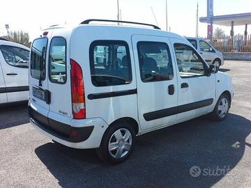 RENAULT KANGO 1.5 DCI 5 POSTI AUTOVETTURA