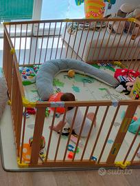 Recinto per bambini in legno