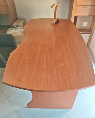 Scrivania angolare con cassettiera