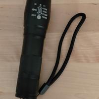 Torcia elettrica a LED