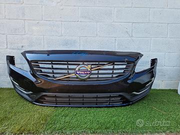 Volvo V60 2014-2018 Restyling Paraurti anteriore 