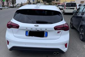 Ford focus st line