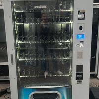 DISTRIBUTORE AUTOMATICI