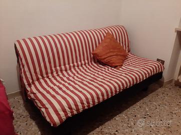 DIVANO LETTO 