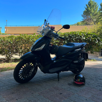 Piaggio Beverly 300 i. e. nero opaco 202