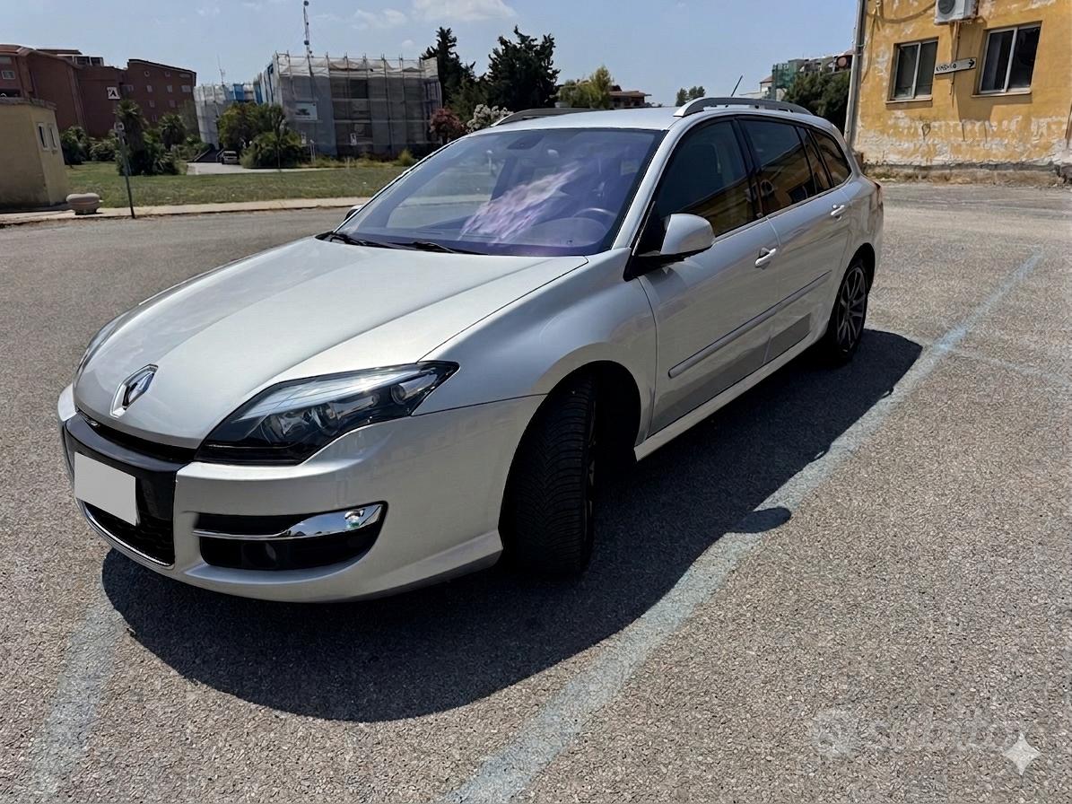 NEW RENAULT LAGUNA 2.0 DCi 175cv SPORTOUR PRO. 4C