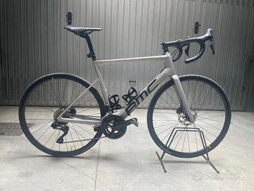BMC Teammachine SLR – Shimano 105 Di2 12v Taglia56
