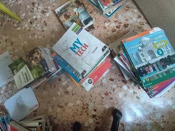 LIBRI SCUOLA BATTISTI