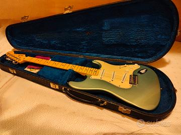 Fender Stratocaster  Vintage  MZ2163190
