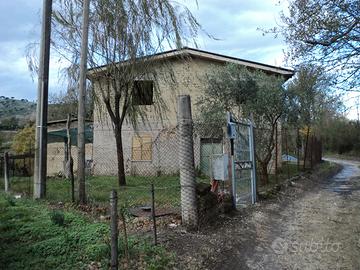 Rustico indipendente a Cervaro (FR)