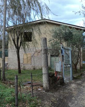 Rustico indipendente a Cervaro (FR)
