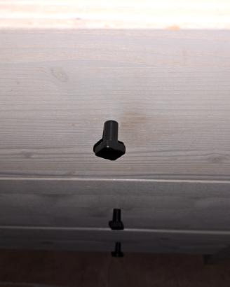 Mobiletto porta tv IKEA HEMNES e televisore
