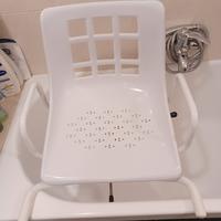 sedia girevole per vasca da bagno