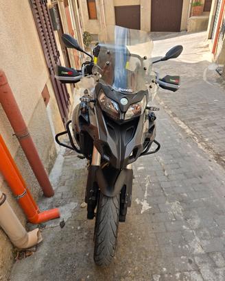 benelli trk 502