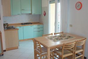 50mt dal mare/pza Torino/1 camera/p.auto/4-5 posti