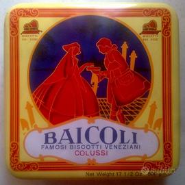 Scatola latta quadrata della Baicoli