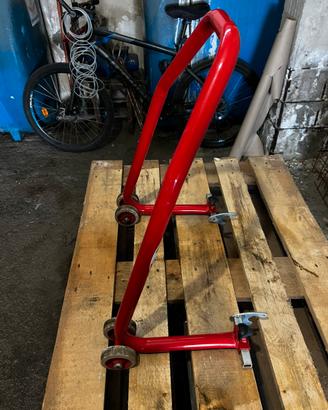 Cavalletto posteriore moto universale a forchette
