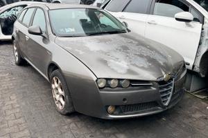 Ricambi Alfa Romeo 159 1.8 16V SW Anno 2007 Codice