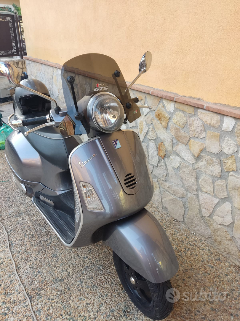 Vespa Gtv Vespa Piaggio Usate In Vendita Vespa Gts 125 Usata Vendo
