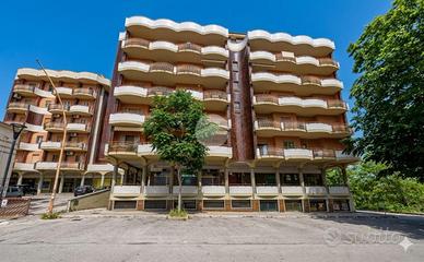 5 LOCALI A TERMOLI