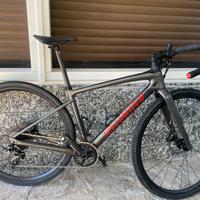 bici gravel Specialized diverge carbonio