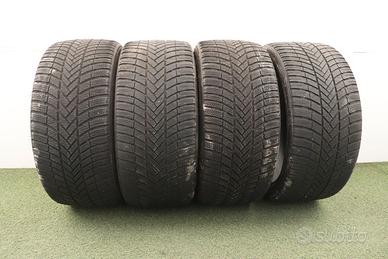 Gomme Bridgestone Blizzak 245 35 19 inverno