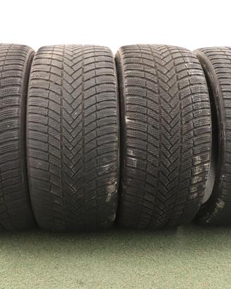 Gomme Bridgestone Blizzak 245 35 19 inverno