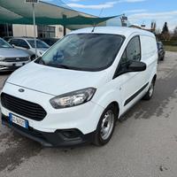 Ford Transit Courier 1.5 TDCi 75CV Van Trend