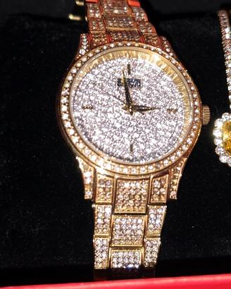Orologio + bracciali stroili 80 euro