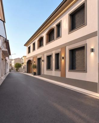 Ampia struttura con cortile e cantina