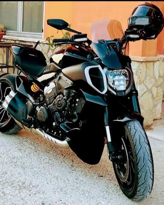 Ducati diavel v4