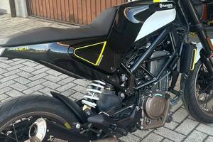 Moto Husqvarna 401