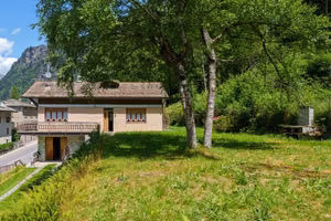 Villa di 198 m² con 4 locali e box auto doppio a C