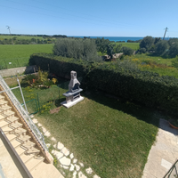 A solo 350 metri dalla splendida spiaggia