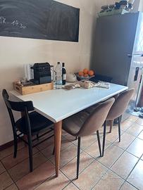 Tavolo + 2 sedie NO SPEDIZIONE