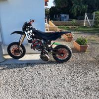 Husqvarna SM 125 - 2011