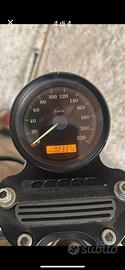 Harley-davidson 883