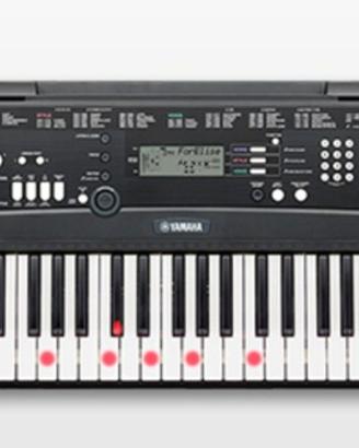 Tastiera Yamaha EZ-220 con cavalletto
