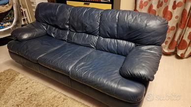 Divano in vera pelle pregiata 3 posti