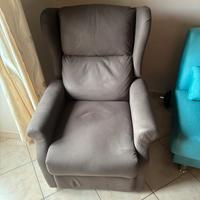 Poltrona comodissima stendibile e ribaltabile