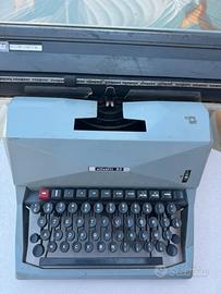 Olivetti  82