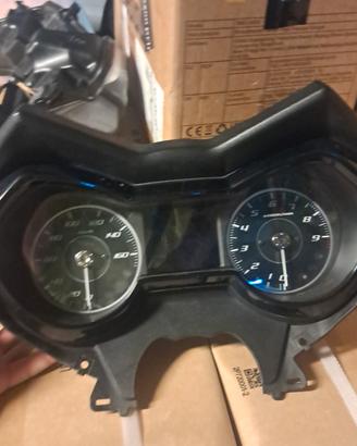 ricambi xmax