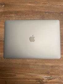 MacBook Pro 2017 - 13” - 8GB - 256GB SSD